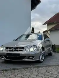 2005 Mercedes Benz CLK 220
