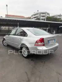 2005 Volvo S40