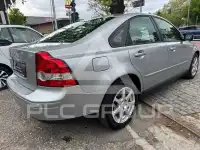 2005 Volvo S40