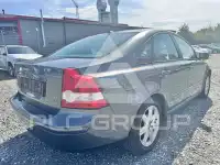 2005 Volvo S40