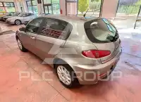 2005 Alfa Romeo 147