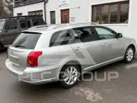 2005 Toyota Avensis