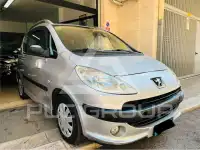 2005 Peugeot 1007