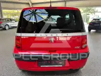 2005 Peugeot 1007