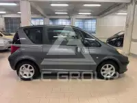 2005 Peugeot 1007