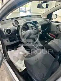 2005 Peugeot 107
