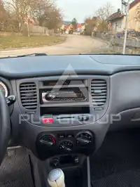 2005 KIA Rio