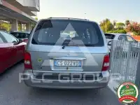 2005 KIA Carnival