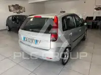 2005 Ford FIESTA