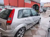 2005 Ford FIESTA