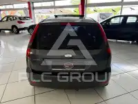 2005 Ford FIESTA