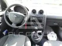 2005 Ford FIESTA