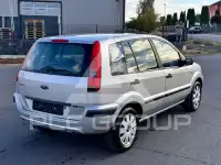 2005 Ford FUSION