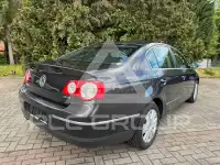 2005 Volkswagen Passat