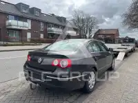 2005 Volkswagen Passat