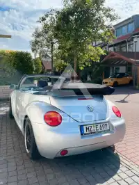 2005 Volkswagen BEETLE