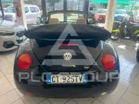 2005 Volkswagen BEETLE