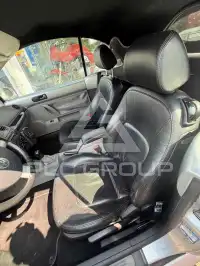 2005 Volkswagen BEETLE