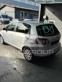 2005 Volkswagen GOLF