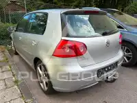 2005 Volkswagen GOLF