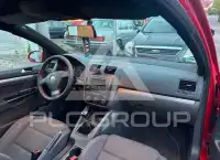 2005 Volkswagen GOLF