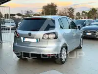 2005 Volkswagen GOLF