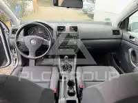 2005 Volkswagen GOLF