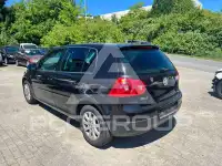 2005 Volkswagen GOLF