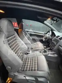 2005 Volkswagen GOLF
