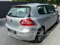 2005 Volkswagen GOLF