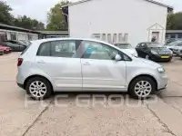 2005 Volkswagen GOLF
