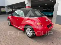 2005 Volkswagen BEETLE