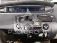 2005 Renault Scenic