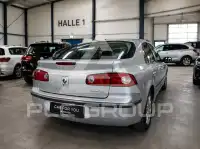 2005 Renault Laguna