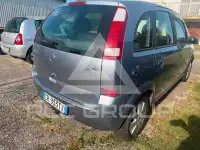 2005 Opel MERIVA
