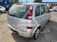 2005 Opel MERIVA