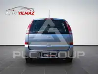 2005 Opel MERIVA