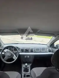 2005 Opel Vectra