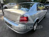 2005 Opel Vectra