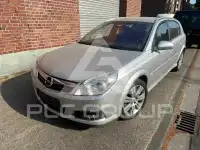 2005 Opel Signum