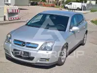 2005 Opel Signum