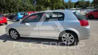2005 Opel Signum