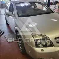 2005 Opel Signum