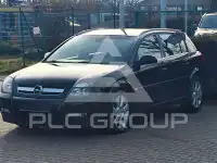 2005 Opel Signum