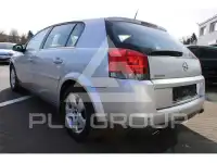 2005 Opel Signum