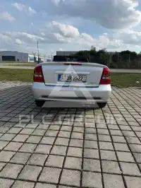 2005 Opel Astra