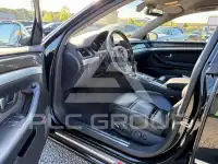 2006 Audi S8