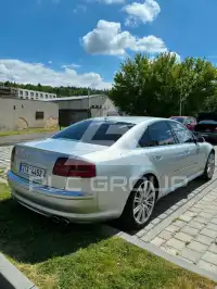 2006 Audi S8