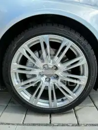 2006 Audi S8