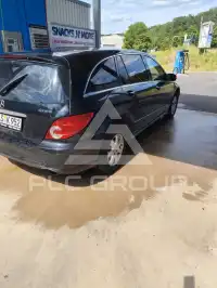 2006 Mercedes Benz 320